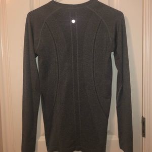 Lululemon Swiftly Tech Long Sleeve